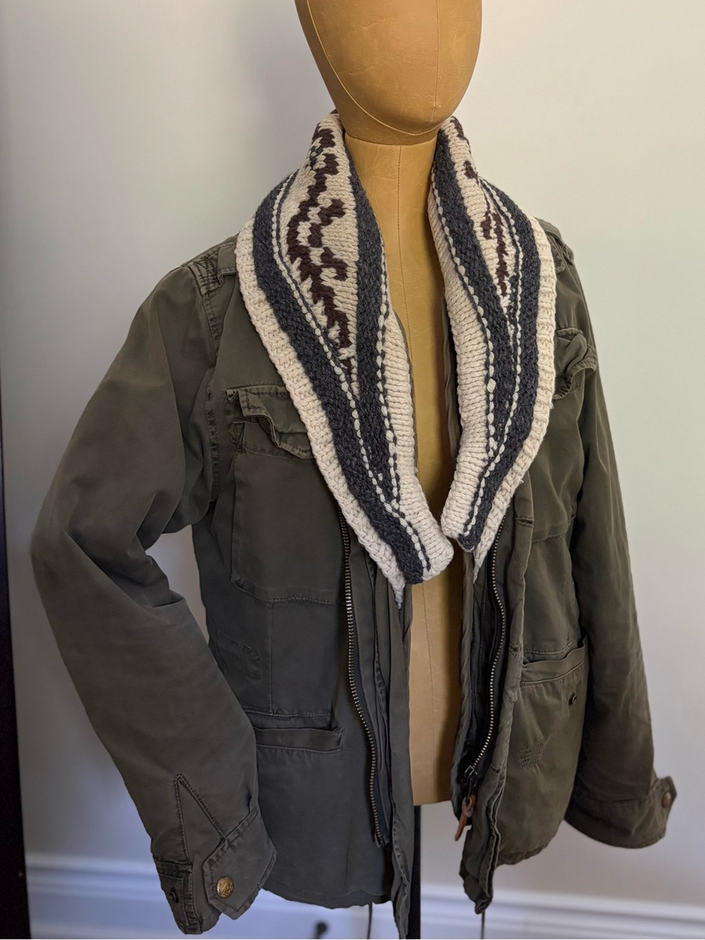 SCOTCH & SODA Olive Green Field Jacket with Cream & Charcoal Knit (S)